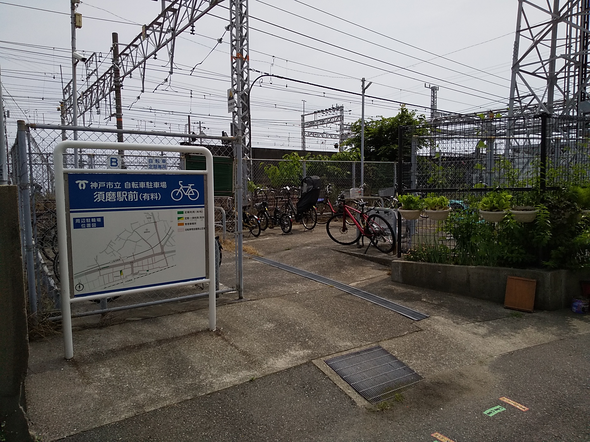 須磨駅前画像